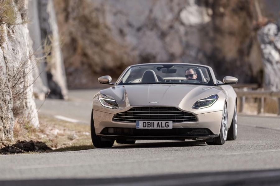  Aston Martin DB11 V8 Volante 2018 года  (WW) (фото 38 из 54)